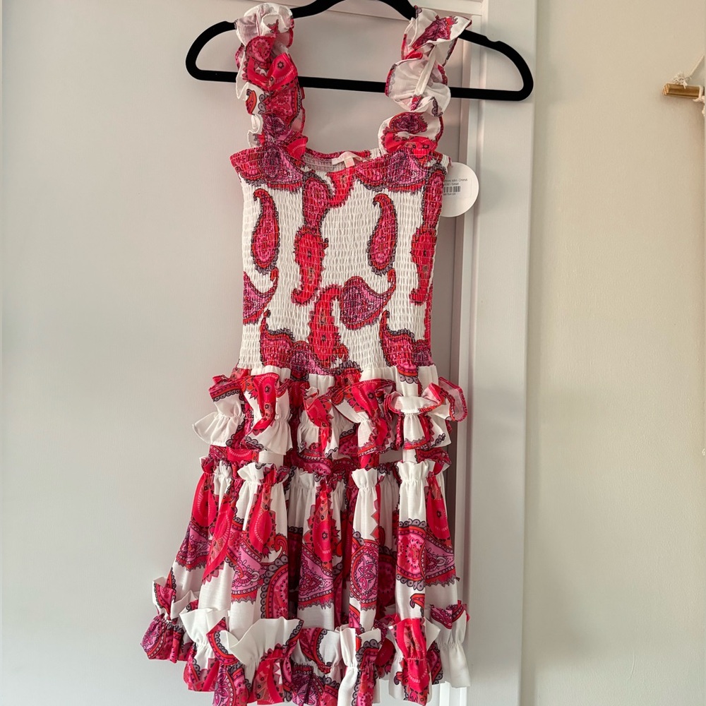 DRESS